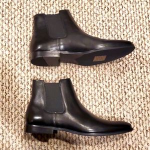 Express Men's Black Leather Chelsea Boots (NEW, NEVER WORN)